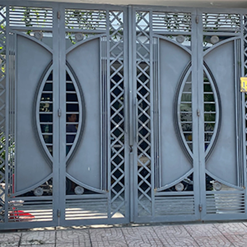 Mẫu thiết kế cổng sắt mỹ thuật - AH0318